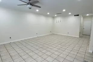 640 Wilcrest Dr, Houston, TX 77042 - Photo 19