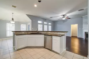 14731 Raven Hollow Ln, Humble, TX 77396 - Photo 13