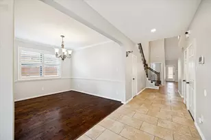 9106 Silverton Star Ln, Houston, TX 77070 - Photo 9