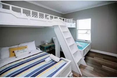 978 Tidelands Drive, Port Bolivar, TX 77650 - Photo 11