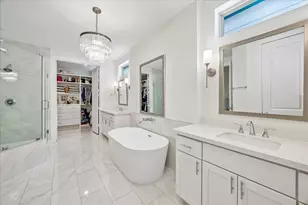 852 Fisher St, Houston, TX 77018 - Photo 17