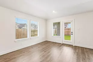 2814 Clapbread Ln, Rosenberg, TX 77471 - Photo 9