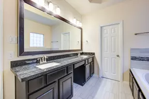 10014 Spring Shadows Park Cir, Houston, TX 77080 - Photo 21