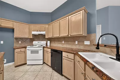 12007 Viola Court, Pinehurst, TX 77362 - Photo 19