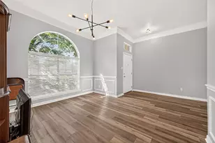 12007 Viola Ct, Pinehurst, TX 77362 - Photo 7