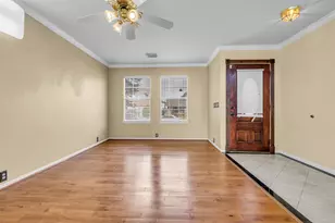 13415 Venice Villa Ln, Sugar Land, TX 77498 - Photo 5