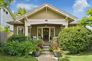 1402 Bonnie Brae St, Houston, TX 77006 - Photo 1