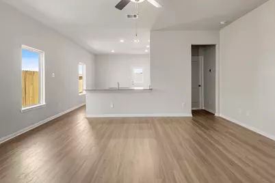 6429 Winter Elm Street, Houston, TX 77048 - Photo 3