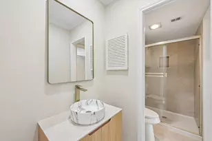 924 Memorial Village Dr, Houston, TX 77024 - Photo 27