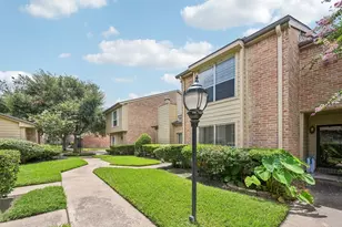 924 Memorial Village Dr, Houston, TX 77024 - Photo 5