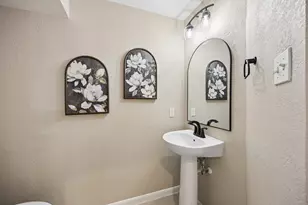 7535 Guinevere Dr, Sugar Land, TX 77479 - Photo 15