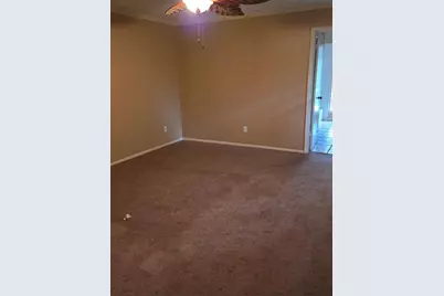 8526 Quail Crest Drive, Houston, TX 77489 - Photo 9