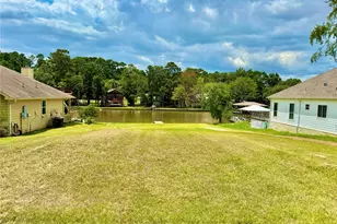 299 Twin Magnolia, Onalaska, TX 77360 - Photo 1