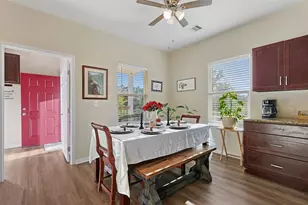 9810 Oak Leaf Dr, Baytown, TX 77521 - Photo 13