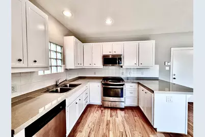 3731 Main Poplar Drive, Houston, TX 77025 - Photo 9