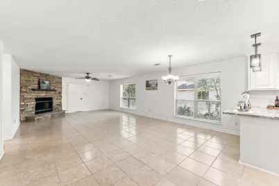 13185 Crest Drive, Willis, TX 77318 - Photo 19