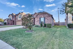 22315 Helen Springs Ln, Richmond, TX 77469 - Photo 3