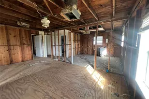 415 Oyster St, Freeport, TX 77541 - Photo 7