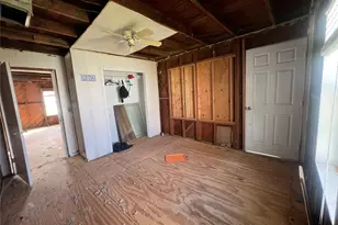 415 Oyster St, Freeport, TX 77541 - Photo 15