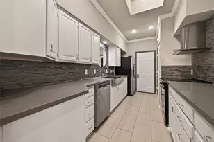4024 Breakwood Dr, Houston, TX 77025 - Photo 17
