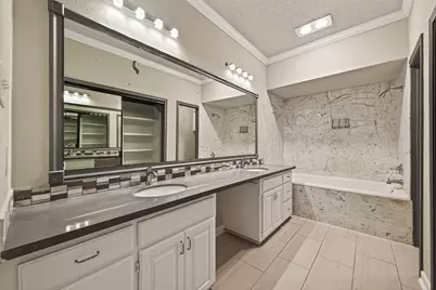 4024 Breakwood Drive, Houston, TX 77025 - Photo 35