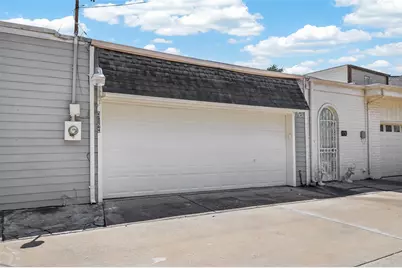 4024 Breakwood Drive, Houston, TX 77025 - Photo 41