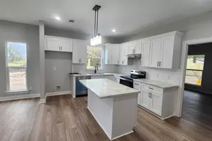 2651 Beaumont Ave, Liberty, TX 77575 - Photo 3