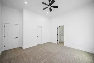 8203 Sparta St, Houston, TX 77028 - Photo 7