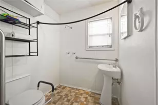 3731 Reveille St, Houston, TX 77087 - Photo 13