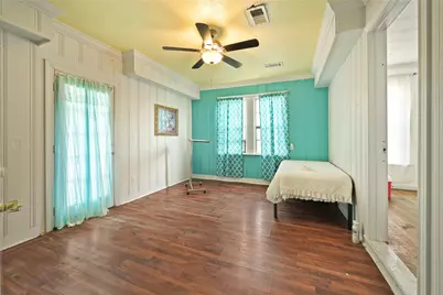 3731 Reveille Street, Houston, TX 77087 - Photo 9