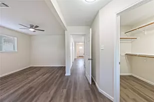 2324 N Logan St, Texas City, TX 77590 - Photo 15