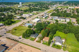 2324 N Logan St, Texas City, TX 77590 - Photo 35