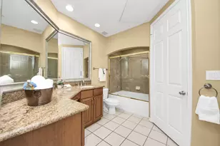 2400 McCue Rd, Houston, TX 77056 - Photo 23