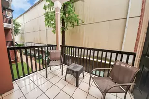 2400 McCue Rd, Houston, TX 77056 - Photo 29