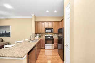 2400 McCue Rd, Houston, TX 77056 - Photo 3