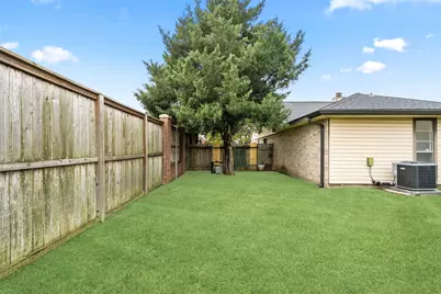 2302 Shady Brook Drive, Houston, TX 77084 - Photo 37