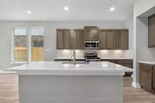 9723 Periwinkle Chase Dr, Richmond, TX 77407 - Photo 3