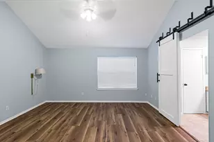 2568 Bering Dr, Houston, TX 77057 - Photo 17