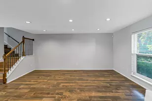 2568 Bering Dr, Houston, TX 77057 - Photo 5