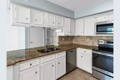 2568 Bering Drive, Houston, TX 77057 - Photo 9