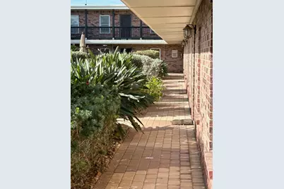 402 Post Office Street #109, Galveston, TX 77550 - Photo 5