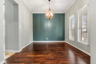 702 Clayton St, Tomball, TX 77375 - Photo 5