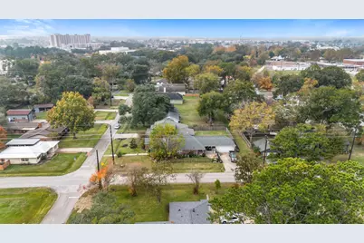 702 Clayton Street, Tomball, TX 77375 - Photo 31