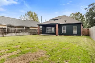 702 Clayton St, Tomball, TX 77375 - Photo 27