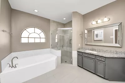 8047 Oakwood Garden Street, Houston, TX 77040 - Photo 25