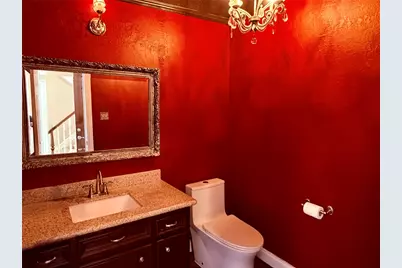 8047 Oakwood Garden Street, Houston, TX 77040 - Photo 11