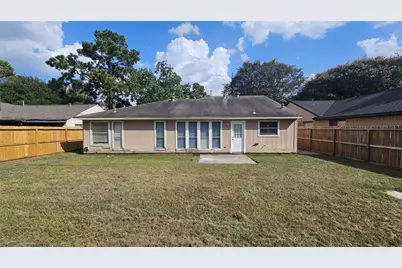4250 Southchase Lane, Houston, TX 77014 - Photo 19
