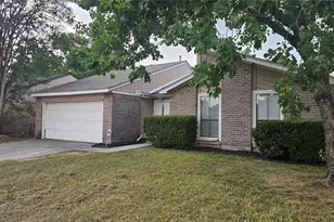 4250 Southchase Ln, Houston, TX 77014 - Photo 3