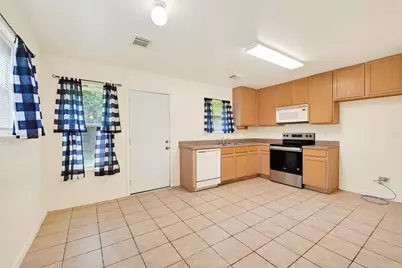 10426 Briar Patch Street, Baytown, TX 77523 - Photo 11
