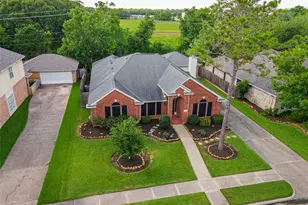 3522 Pine Chase Dr, Pearland, TX 77581 - Photo 1